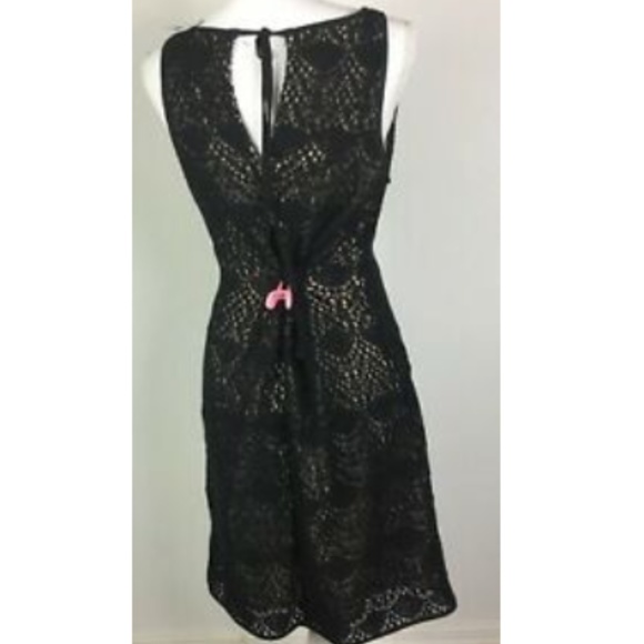 Ann Taylor Loft Crochet Knit Black Sleeveless Zip - Picture 3 of 7